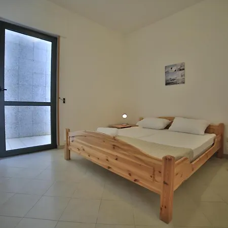 Cala Aparthotel