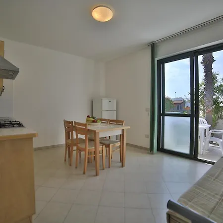 Ξενοδοχείο με διαμερίσματα Cala Marina di Mancaversa